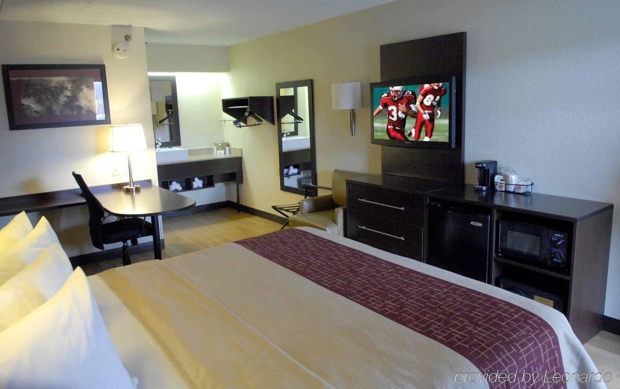 Red Roof Inn Toledo - Момі Екстер'єр фото